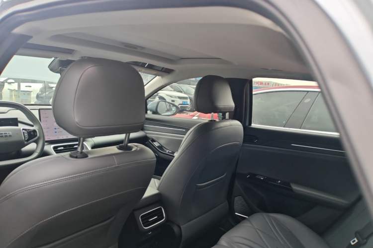 Used Geely Galaxy L6 2025 EM-i 140km Explorer+ Edition Headliner