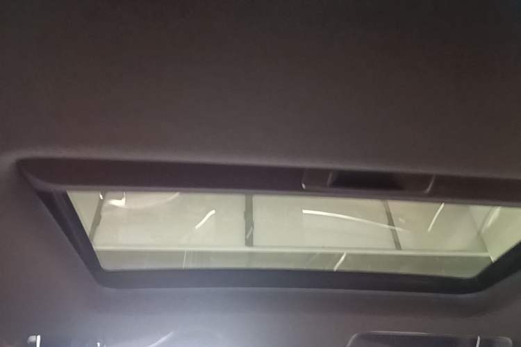 Used Geely Galaxy L6 2025 EM-i 140km Starship Edition Headliner