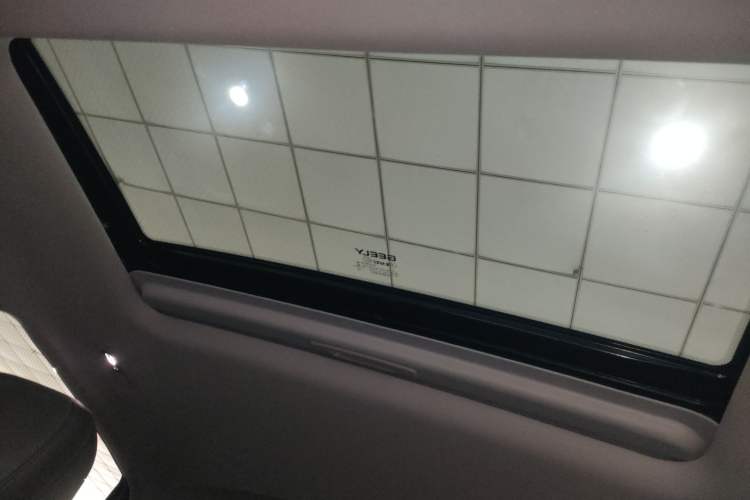 Used Geely Galaxy L6 2025 EM-i 140km Starship Edition Headliner