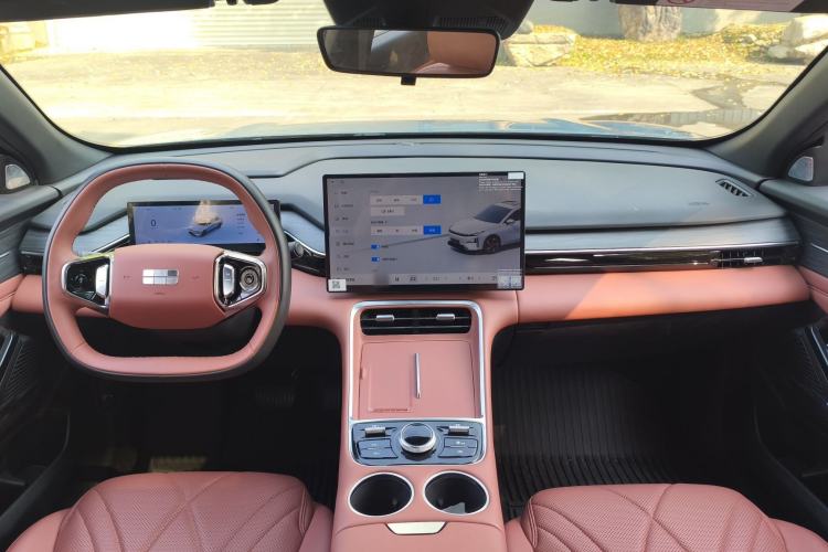 Used Geely Galaxy L6 2025 EM-i 140km Starship Edition Interior 1