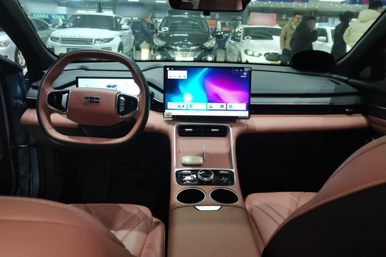 Used Geely Galaxy L6 2025 EM-i 140km Starship Edition Interior 2