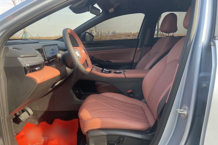Used Geely Galaxy L6 2025 EM-i 140km Starship Edition Interior 3