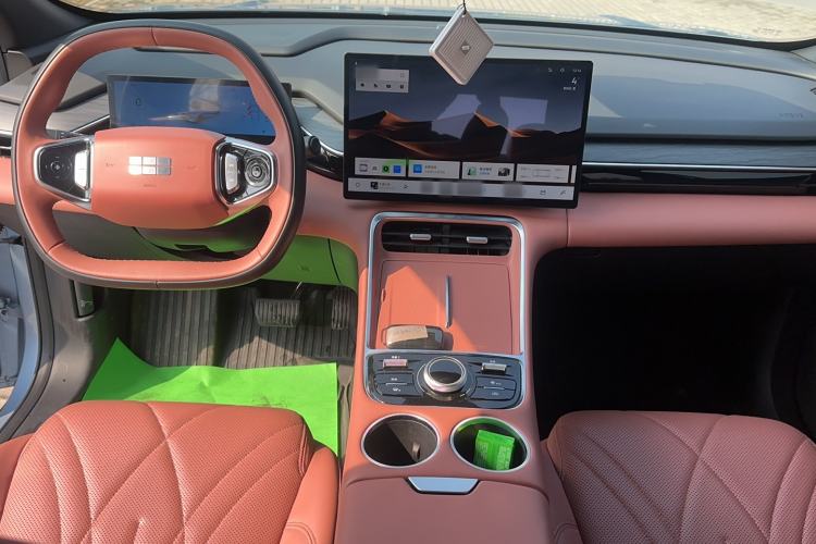 Used Geely Galaxy L6 2025 EM-i 140km Starship Edition Interior 3