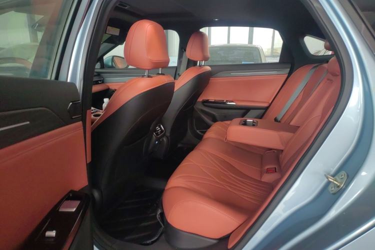 Used Geely Galaxy L6 2025 EM-i 140km Starship Edition Interior 4