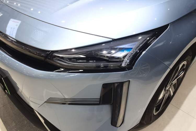 Used Geely Galaxy L6 2025 EM-i 140km Starship Edition Left Front Headlight