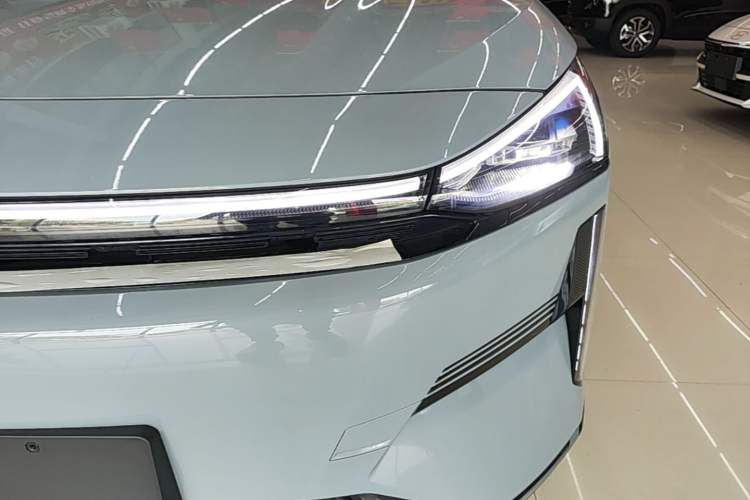 Used Geely Galaxy L6 2025 EM-i 140km Explorer+ Edition Left Front Headlight