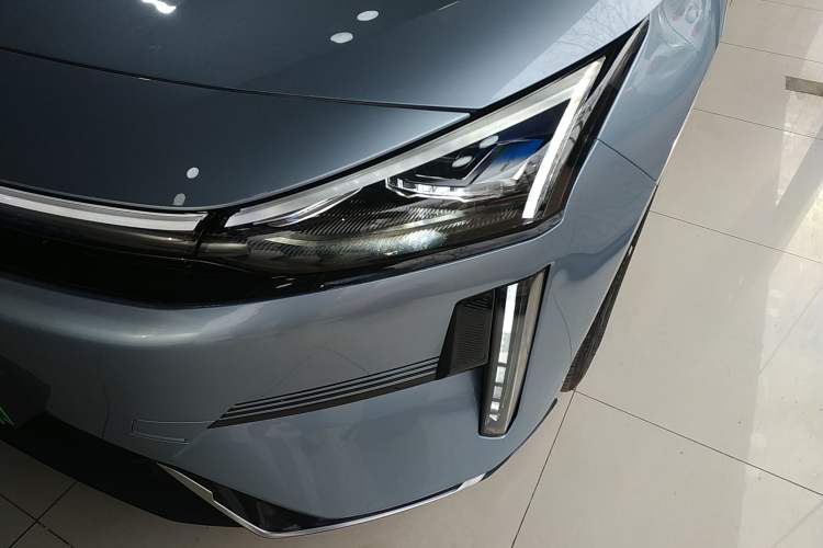 Used Geely Galaxy L6 2025 EM-i 140km Starship Edition Left Front Headlight