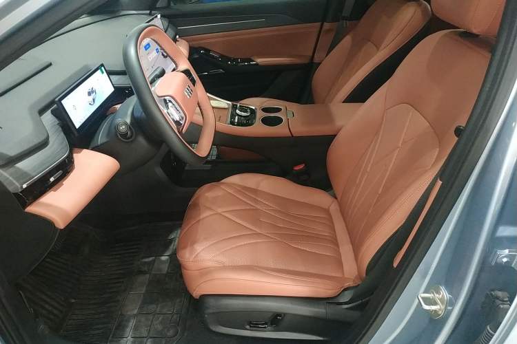 Used Geely Galaxy L6 2025 EM-i 140km Starship Edition Left Front Seat