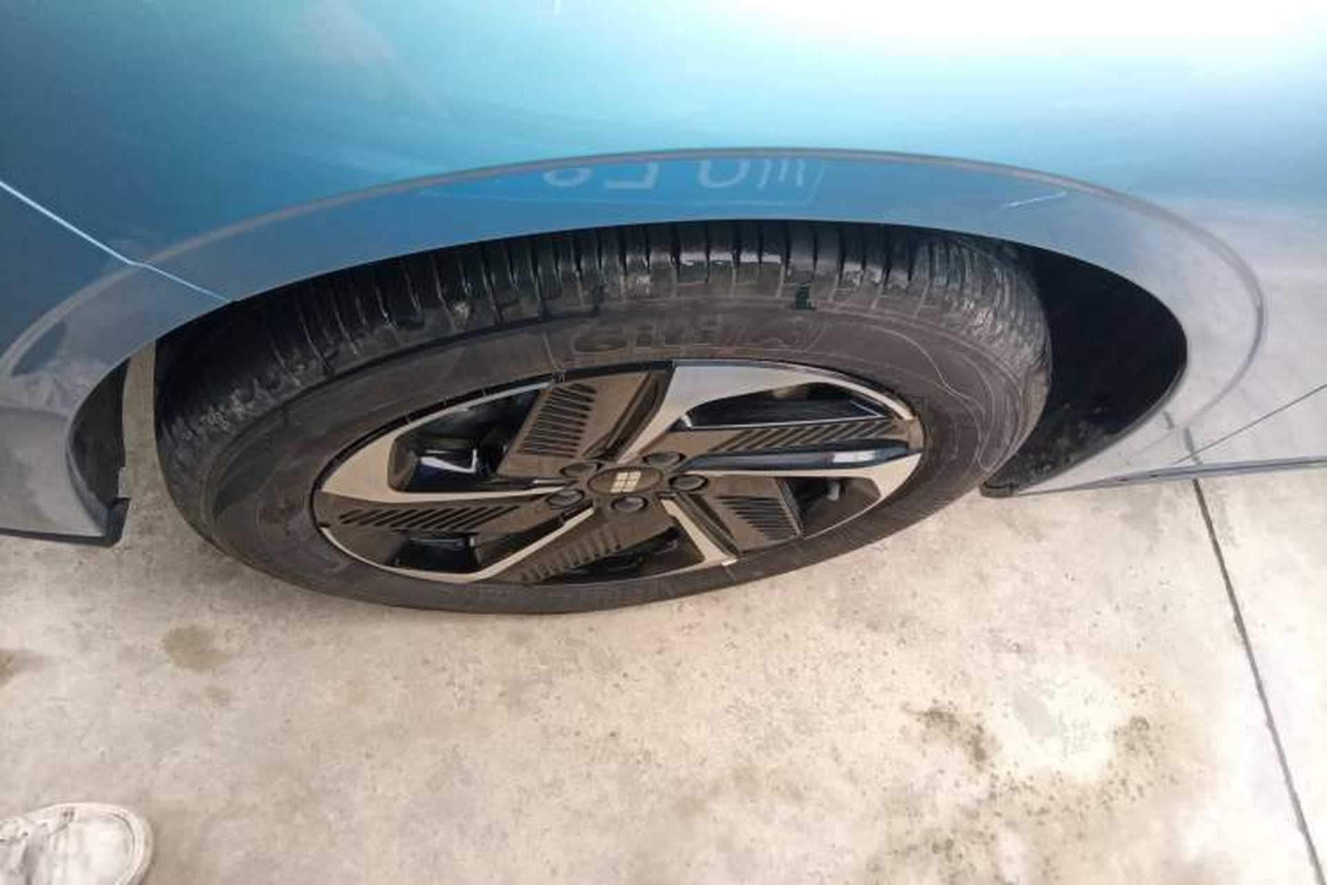 Used Geely Galaxy L6 2025 EM-i 140km Starship Edition Left Front Wheel Hub