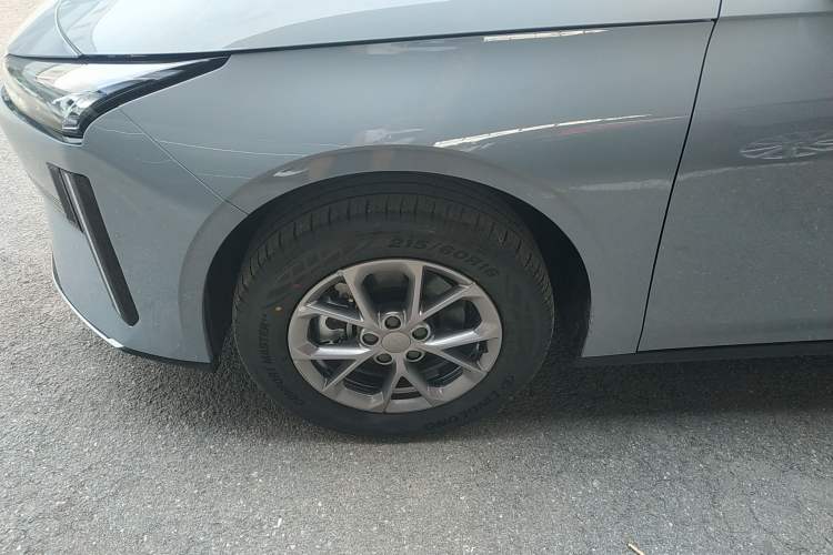 Used Geely Galaxy L6 2025 EM-i 60km Launch Edition Left Front Wheel Hub