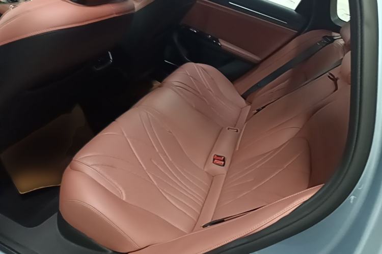 Used Geely Galaxy L6 2025 EM-i 140km Starship Edition Left Rear Seat