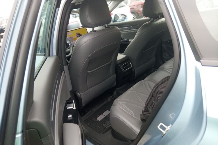 Used Geely Galaxy L6 2025 EM-i 140km Starship Edition Left Rear Seat