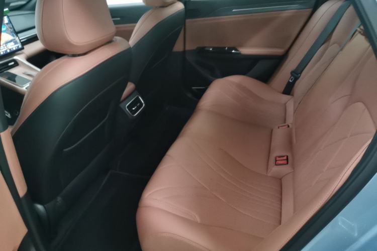 Used Geely Galaxy L6 2025 EM-i 140km Starship Edition Left Rear Seat
