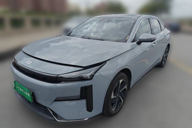 Używany Geely Galaxy L6 2025 EM-i 140km Starship Edition