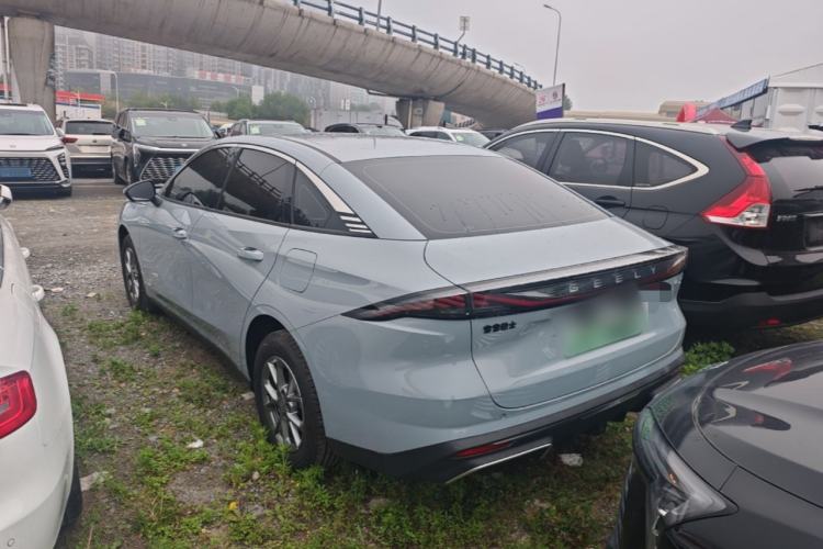 Used Geely Galaxy L6 2025 EM-i 60km Launch Edition Rear Left 45 Deg