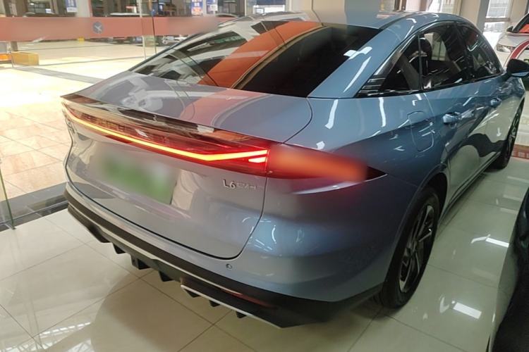 Used Geely Galaxy L6 2025 EM-i 140km Starship Edition Rear Right 45 Deg