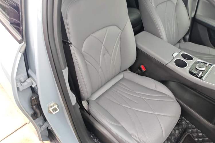 Used Geely Galaxy L6 2025 EM-i 140km Explorer+ Edition Right Front Seat