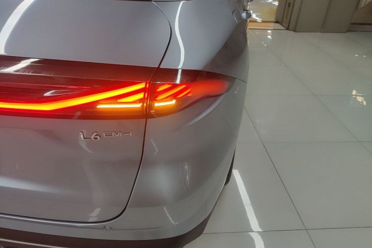 Used Geely Galaxy L6 2025 EM-i 60km Launch Edition Right Rear Taillight