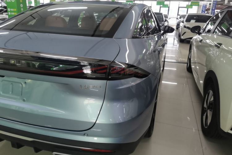Used Geely Galaxy L6 2025 EM-i 140km Starship Edition Right Rear Taillight