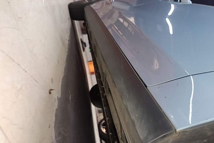 Used Geely Galaxy L6 2025 EM-i 140km Starship Edition Right Side Sill