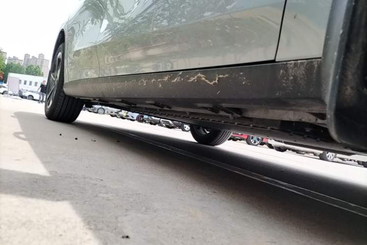 Used Geely Galaxy L6 2025 EM-i 140km Explorer+ Edition Right Side Sill