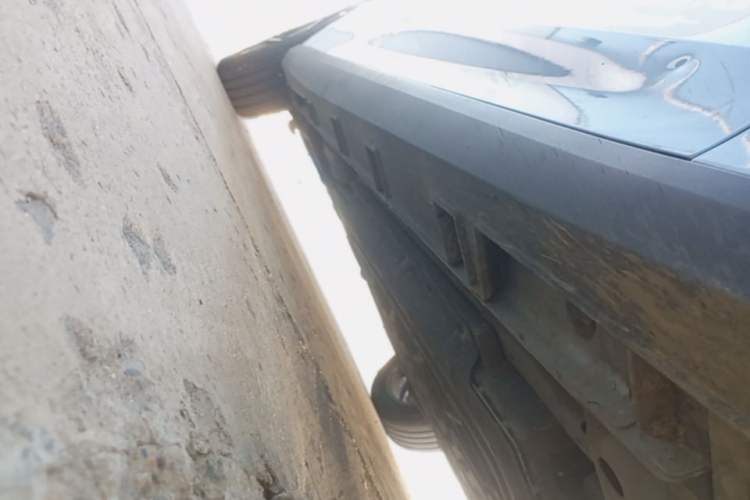 Used Geely Galaxy L6 2025 EM-i 140km Starship Edition Right Side Sill