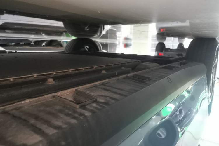 Used Geely Galaxy L6 2025 EM-i 140km Starship Edition Right Side Sill