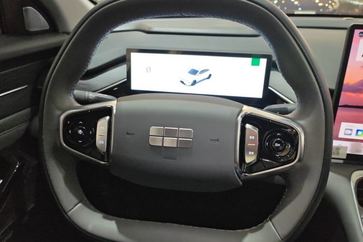 Used Geely Galaxy L6 2025 EM-i 140km Starship Edition Steering Wheel