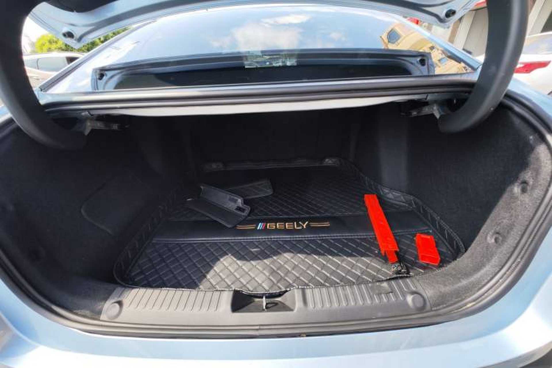 Used Geely Galaxy L6 2025 EM-i 140km Explorer+ Edition Trunk
