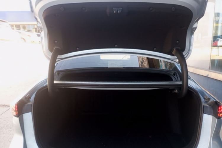Used Geely Galaxy L6 2025 EM-i 140km Starship Edition Trunk