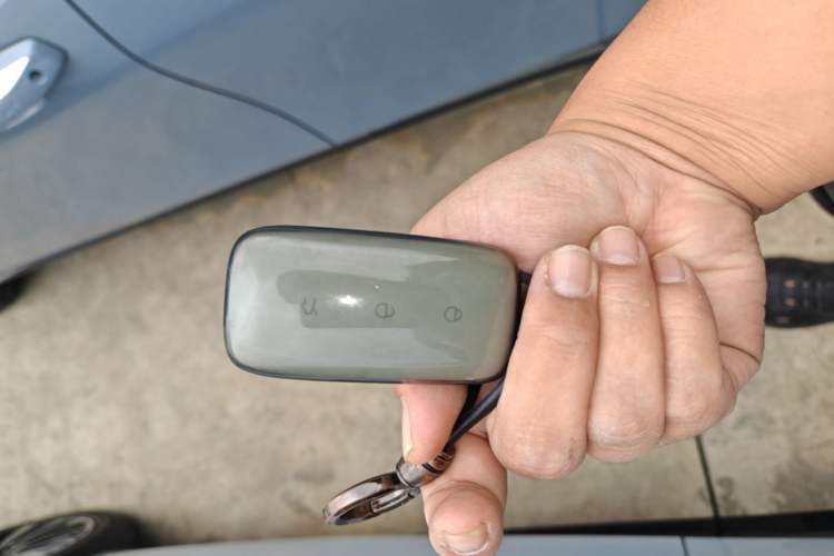 Used Geely Galaxy L6 2025 EM-i 140km Explorer+ Edition Vehicle Key