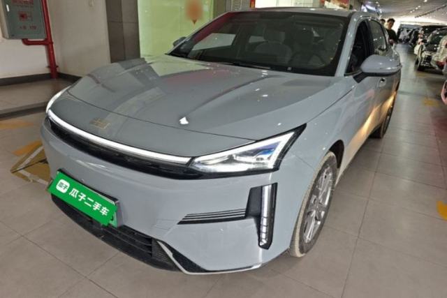 Used Geely Galaxy L6 2025 EM-i 140km Long-Range Version