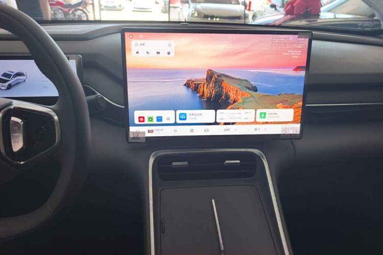 Used Geely Galaxy L6 2025 EM-i 140km Explorer+ Edition Audio And AC Panel