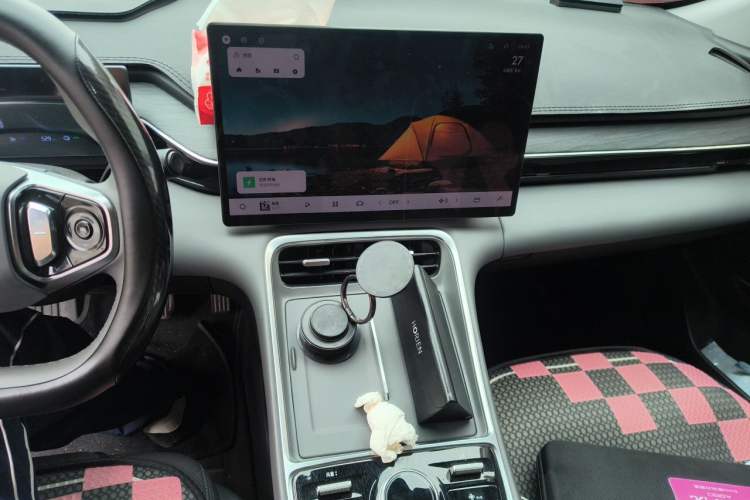 Used Geely Galaxy L6 2025 EM-i 60km Exploration Edition Audio And AC Panel