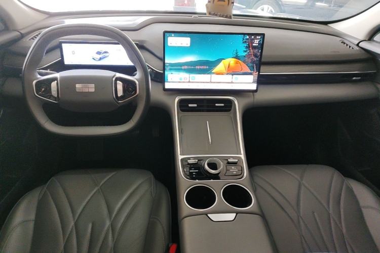 Used Geely Galaxy L6 2025 EM-i 140km Explorer+ Edition Center Console