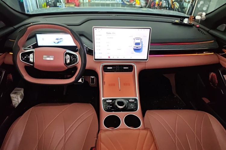 Used Geely Galaxy L6 2025 EM-i 140km Explorer+ Edition Center Console