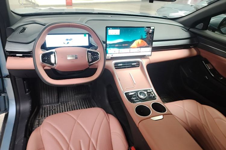Used Geely Galaxy L6 2025 EM-i 140km Starship Edition Center Console