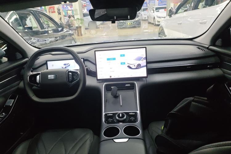 Used Geely Galaxy L6 2025 EM-i 140km Explorer+ Edition Center Console