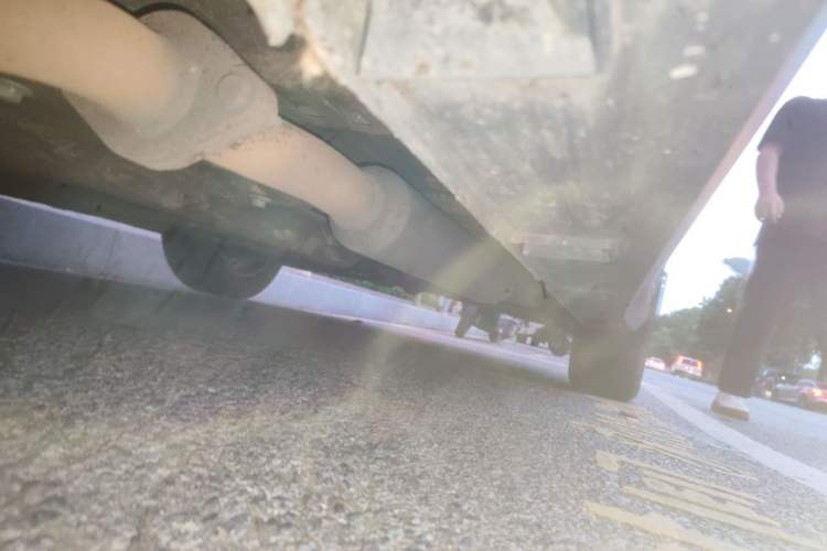 Used Geely Galaxy L6 2025 EM-i 60km Launch Edition Chassis Front Left