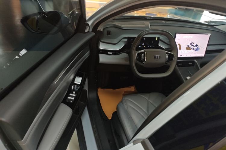Used Geely Galaxy L6 2025 EM-i 60km Exploration Edition Driver Seat