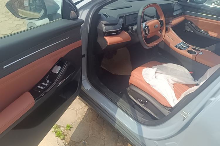 Used Geely Galaxy L6 2025 EM-i 140km Explorer+ Edition Driver Seat