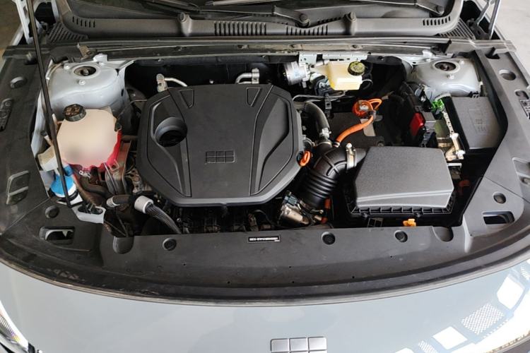 Used Geely Galaxy L6 2025 EM-i 140km Explorer+ Edition Engine Bay