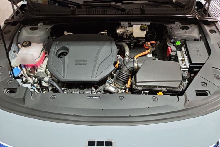 Used Geely Galaxy L6 2025 EM-i 140km Explorer+ Edition Engine Bay