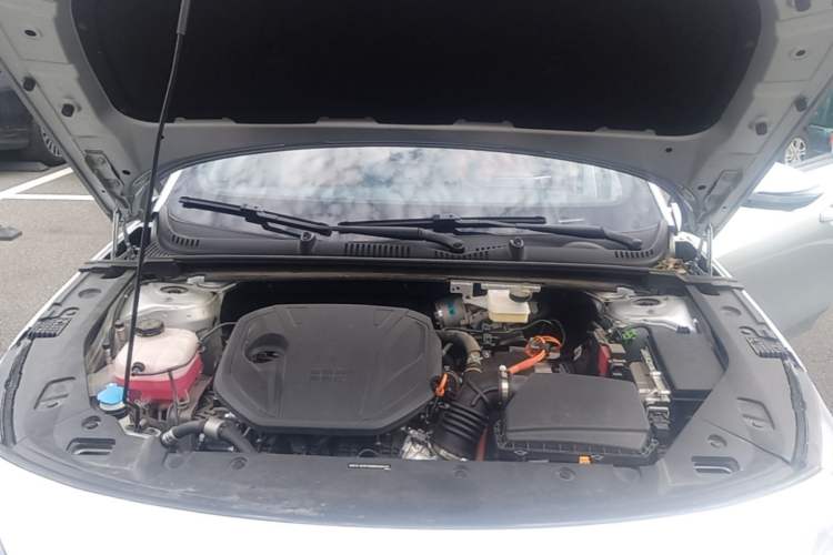 Used Geely Galaxy L6 2025 EM-i 60km Exploration Edition Engine Bay