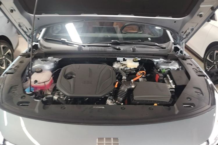 Used Geely Galaxy L6 2025 EM-i 140km Starship Edition Engine Bay