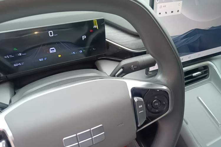 Used Geely Galaxy L6 2025 EM-i 60km Launch Edition Gear Lever