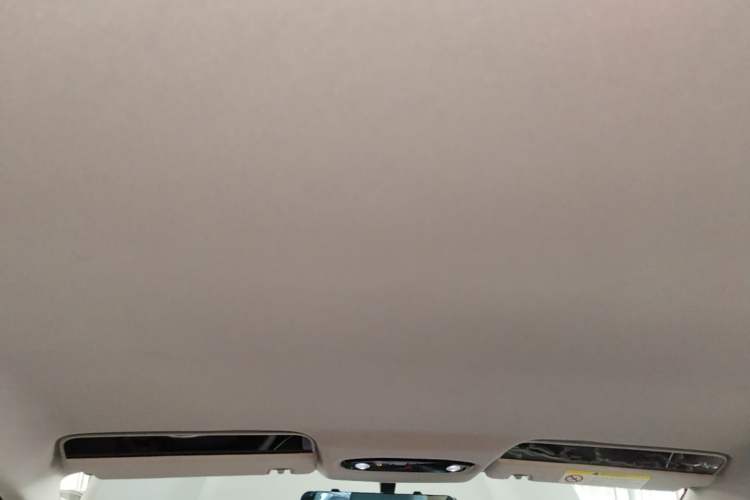 Used Geely Galaxy L6 2025 EM-i 140km Long-Range Version Headliner