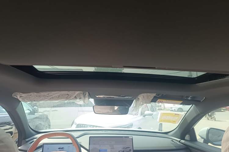 Used Geely Galaxy L6 2025 EM-i 140km Explorer+ Edition Headliner