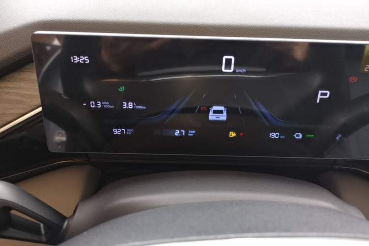 Used Geely Galaxy L6 2025 EM-i 60km Launch Edition Instrument Cluster