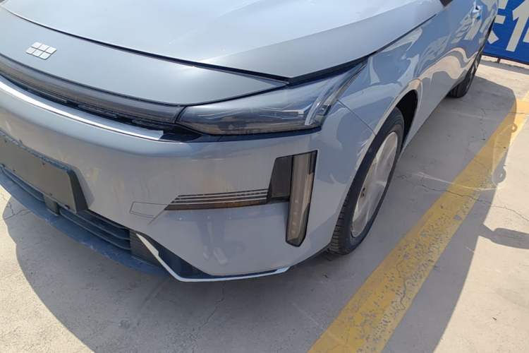 Used Geely Galaxy L6 2025 EM-i 60km Launch Edition Left Front Headlight